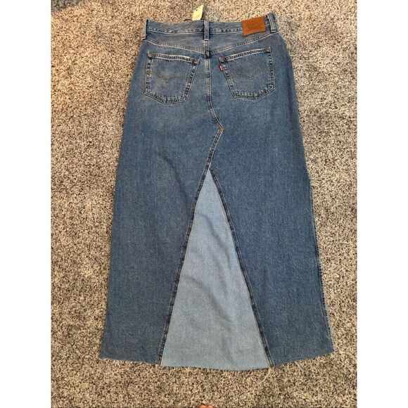 ❤️Levi’s NWT Iconic Long Contrast Denim Skirt - Picture 6 of 13